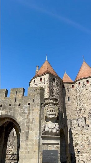 Carcassonne : visite, histoire et légende ! Découvrez l’origine du nom de la cité médiévale #vlog