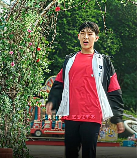 Suho x Si-eun — The Rescue Scene 💀🔥 | 🎬 Weak Hero Class 1 | 🎧 Song - TAK TAK (Slowed) #share