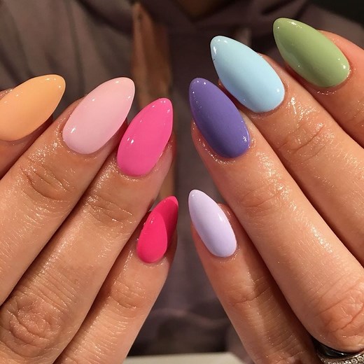 A Very Detailed Guide to Every Type of Manicure