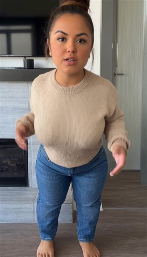 admit it… you didn’t expect the tiny one #dwarf #dwarfism #shortpeople #littlepeople #short