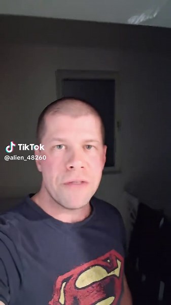 my bedroom is now also my art studio 😁