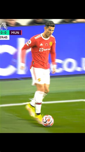 sonhei on Instagram: "ronaldo transition 🔥 // #cristianoronaldo #edit #fyp #football #aftereffectsedits"