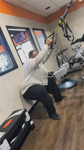 🔥 Randy — Leg Day (Lower-Back Safe) 🦵 Smart training > ego lifting. TRX band squats to activate, then single-leg press, leg extensions, and seated hamstrings all run as drop sets to build serious leg strength without loading the spine. Back pain doesn’t mean stop. It means train smarter, control every rep, and keep stacking progress. Strength with longevity. Dues paid, every set. Contact Information: 📞 720-224-6816 📧 cory@duespaidfitness.com 🌐 duespaidfitness.com #DuesPaidFitness #LegDay #L