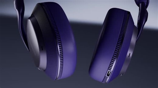 Focus on what’s important. Px7 S3 uses four precisely positioned microphones per earcup and next-generation voice technology to ensure crystal-clear call quality. #BowersWilkins #Px7S3 | Bowers & Wilkins