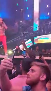 MACHINE GUN KELLY - LOCO (LIVE) LIV MIAMI