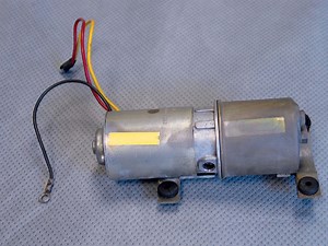 Ford Mustang Convertible - How To Replace A Convertible Top Motor