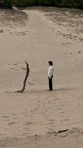 Satisfying Movement Artist who merging Parkour & Contemporary Dance 🎥💃 Matthew McCreary explores how the human body interacts with architecture and emotion @matt_mccreary1 👏🏼#satisfying #mood #art #dance #contemporarydance #artist | Fubiz