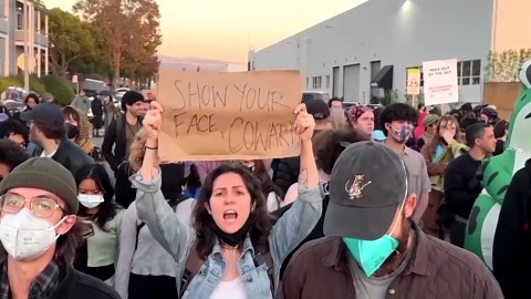 Protesters, police face off as federal agents arrive in Alameda