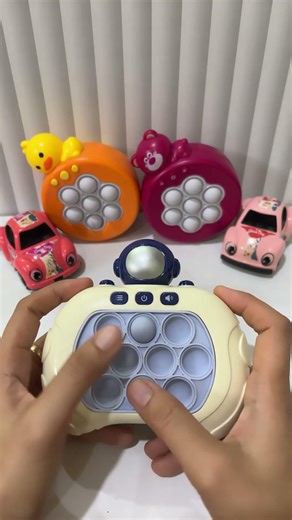 Lets play new viral toys popit astronot
