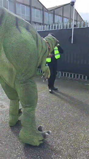 Nothing beats a surprise dinosaur! #funny #fyp #dinosaurs #prank #scare