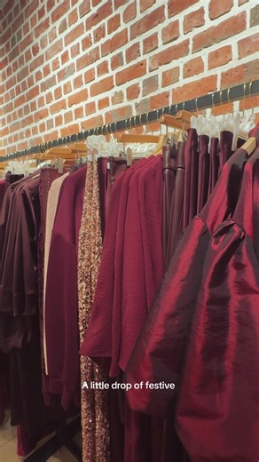 Festive Party Wear Ideas for Elegant Styling