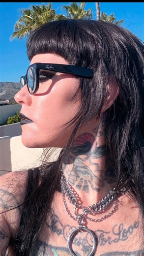 Color your curls without the compromise. Our color depositing masks nourish while giving your hair the shade you love. No fry, no stress. Shop all the shades! | oVertone