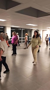 #linedance #dansleslokeren #funlinedancelokerenkemzeke | Funlinedance, solodans voor volwassenen