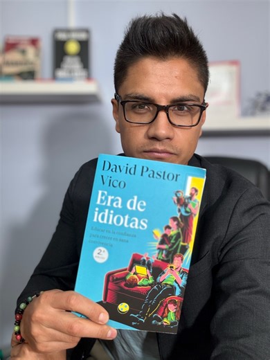 1.6K views · 92 reactions | ¿Vivimos en una era de IDIOTAS? 廊 Pues déjame decirte que -en gran medida- SÍ 臘‍♂️ Así lo refleja el gran libro de David Pastor Vico: ‘Era de idiotas. Educar en la confianza para crecer en sana convivencia”  Acá te cuento más detalles y te invito a fomentar la lecctura 邏  Te leo en los comentarios ⬇️ #Leer #Cultura #Educación #lectura #Tecnologia #RedesSociales #informacion | Desalineados | Facebook