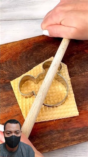 Cc:‪@foodiebeats‬ How to make homemade icecream waffle #shorts