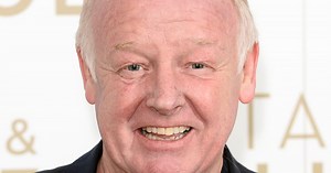 Les Dennis confirmed to replace Countdown’s Anne Robinson as host