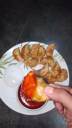😁😁just kidding 😹😹 teg momo lover#ytshorts #foodshort#crispy#mouthwatering