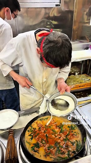 伝説のスタミナラーメン店 娘娘 上尾店