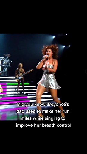 Who is touching her?😫 #beyonce #beyhive #fypシ #foryou #viral #vocals #funfact