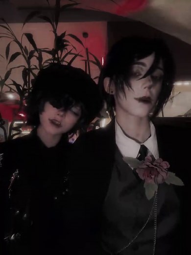 Black Butler Cosplay: Ciel & Sebastian