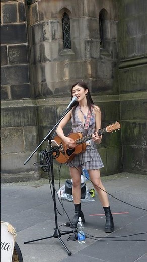 AMAZING busker sings Love Story 💗 #lovestory