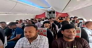 Delhi-Darbhanga Passengers Made To Wait Inside SpiceJet Plane Without AC For Over An Hour
