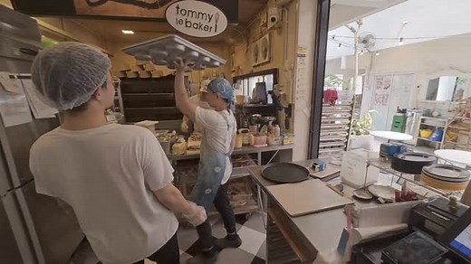 Small Is Our Flow @tlb_kampung_attap Many people are surprised when they step inside and realize that we bake and make everything right here — from dough mixing to baking, from sandwich assembly to the coffee station, from the ordering counter to the slicing table and the fridge tucked in. This is my micro bakery in Kampung Attap. Space is so tight that every tray, every ingredient, every movement has to earn its place. The same spot is used again and again throughout the day — for mise-en-place