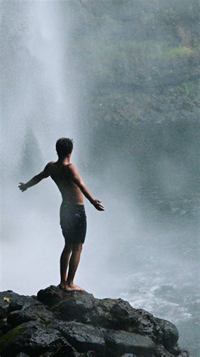 JDA Visuals on Instagram: "Impossible things become possible all the time. ♾️🎞️ - #lifeofadventure #islandlife #colorgrading #cinematography #cinematographer #videography #texture #vivid"