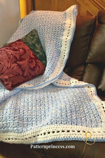 Modern Chunky V Stitch Crochet Blanket Pattern