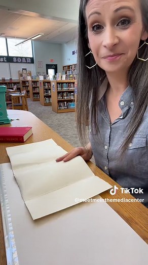 My second favorite library task 📖 #asmr #bookishtiktok #schoollibrarian #mediaspecialistsoftiktok #middleschoollibrary #teacherlibrarian #bookish #library #middleschoollibrarian #Inverted