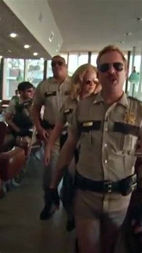 Equal opportunity shootists. 🚔