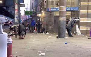 早晨，超真实的穿过美国街区，费城