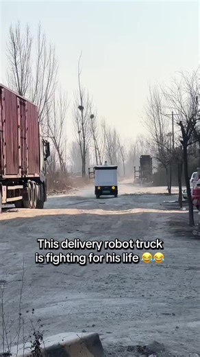 Look at this little guy go! 😂 It looks funny bouncing around, but you’re actually watching cutting-edge tech. This is a driverless delivery van from Neolix, and it’s built to tackle any road condition—even the bumpy ones. They’ve already got 10,000 of these robots working in over 300 cities. No driver, just packages getting delivered. Would you trust your delivery with a robot? 👇 #china #robotics #selfdriving #drone #nihaoserica