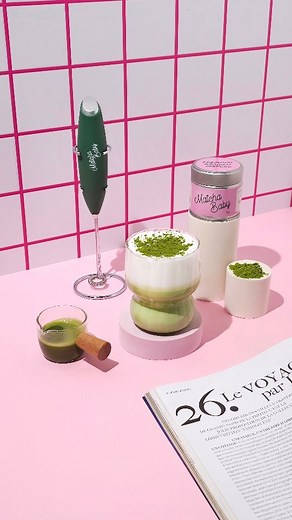 Product Photographer for Brands | Carole on Instagram: "✴️ NEW PRODUCT LAUNCH VIDEO IDEA ✴️ I know now that you love those #productvideoideas  This one is really easy to realise.  Only 2 sequences, and you can easily edit it in Instagram  #newproduct #productlaunch #videoidea #easyvideo #instagramedit"