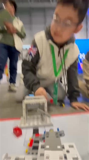 2K views · 22 reactions | Debugging at the World Championships from the perspective of Max & Alex’s robot! | Discovery STEM Education | Facebook