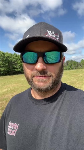 Wisconsin hunting at its best😂