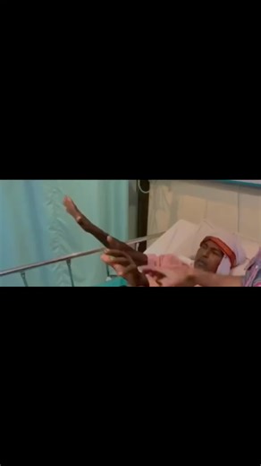 This type of tremors occurs in which condition? #medicine #information #tiktokoficial #medicalstudent❤️💉💊 #questionanswer #viralvideo #tiktokoffical #doctor #viraltiktok #foryou