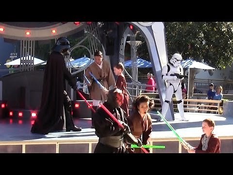 Star Wars Jedi Training Academy at Disneyland (Full Show)