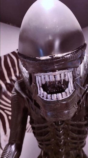 THE Spirit Halloween Xenomorph unboxing!!!