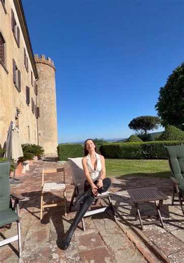 So beautiful Toscana!😍 #toscana #elegance #equestrian #castle #luxurylifestyle