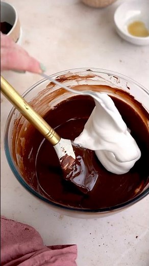 Vegan chocolate mousse