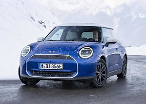 New MINI Cooper SE Photographed In A Winter Wonderland