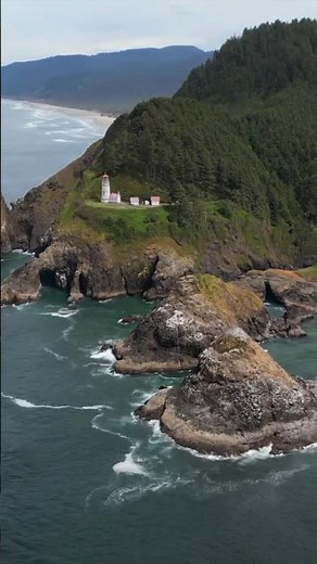 Florence, Oregon is a charming town along the Oregon Coast. Find out our Top 10 Things To Do Here!