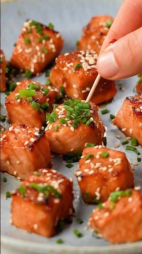 Ginger-Soy Salmon Bites Recipe!