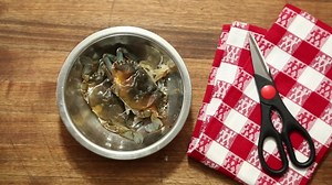 How to Prep Softshell Crabs