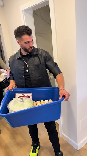 Colaborare creativă între Sterp, MAMA GETA și Denisa Coțolan