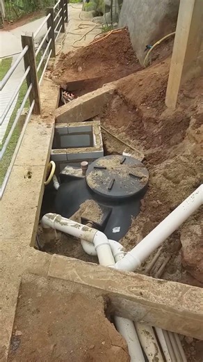 como instalar biodigestor encanamento esgoto #pedreiro #obra #reforma #construção