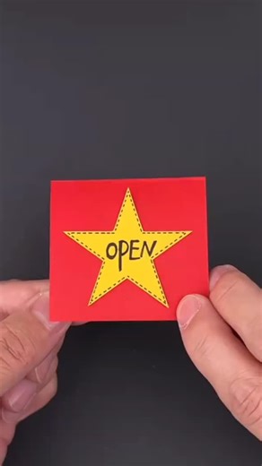 Card Craft Hacks on Instagram: "The only Christmas card tutorial you need this year! ✂️ Make this hilarious pop-up Santa card for friends, family, or your secret Santa! It’s easier than it looks and guaranteed to get a laugh when they open it. Save this Reel now so you can craft it for the holidays! ​📏 Quick Measurements: ​White paper: 11 \times 10 \text{cm} ​Red cardstock: 6 \times 11 \text{cm} ​Inner folds: 3 \text{cm}, 5 \text{cm}, 3 \text{cm} ​🎁 Tap FOLLOW for more easy DIY holiday gifts!