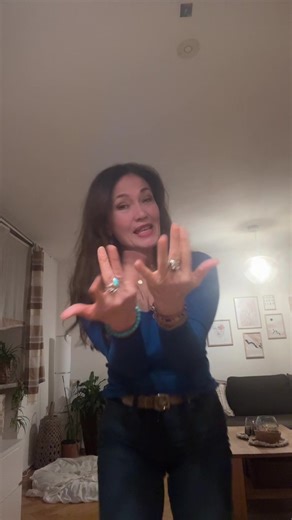 marina.cohen64 (@marina.cohen64)’s videos with sonido original - Manu Rivas