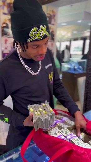 Lil Baby Vs Gunna Counting Bands🤞 At Ice Box👀 #hiphopvibe #followformore #rapvibes #hiphopculture